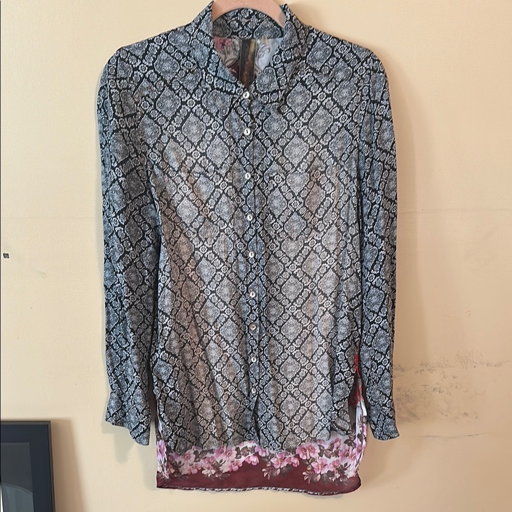 Arrata Patterned Button-Up Blouse - image 3